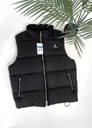 Дутая жилетка jordan черная безрукавка джордан с вышитым логотипом m
