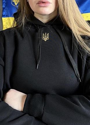 Худі з гербом як у президента зеленського