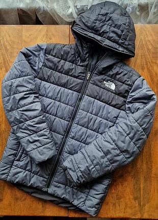 Куртка , микропуховик ( the north face) размер m .