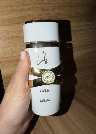 Парфумована вода lattafa perfumes yara moi 100 мл для жінок