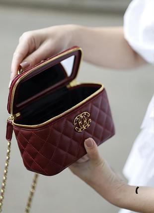 Сумка шанел classic burgundy lambskin pearl crush vanity bag gold