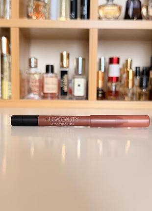 Олівець для губ huda beauty lip contour 2.0 automatic matte lip pencil warm brown 0.3г 8
