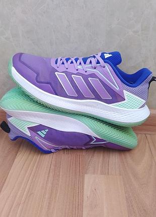 Продам adidas-стильные теннисные кроссовки