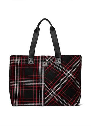 Сумка-шопер victoria's secret plaid tote bag