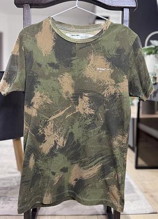 Футболка off white