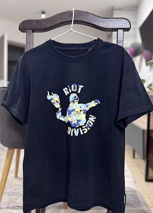 Футболка riot division s