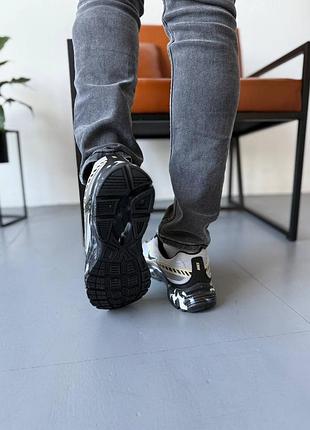 Nike initiator grey black 3