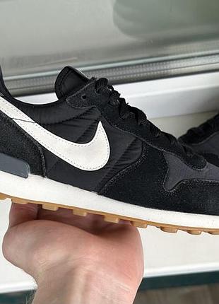Кросівки nike internationalist чорні, розмір 40, устілка 25 см оригінал найк