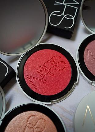Сяючі румʼяна nars light reflecting luminizing blush 5