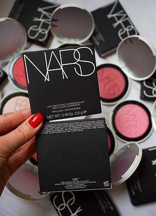 Сяючі румʼяна nars light reflecting luminizing blush 8