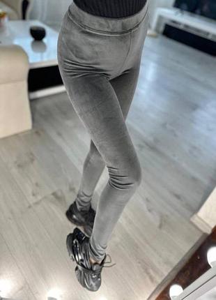 Качественные бесшовные велюровые лосины на средней талии на хлопковой основе