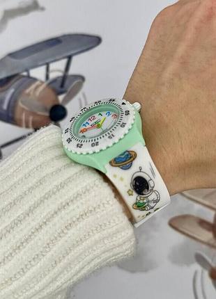 Дитячий годинник better 010 space green-white 2