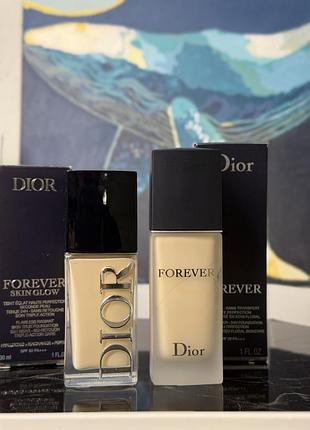 Тональна основа dior forever у двох варіантах: класичний forever та сяючий skin glow.