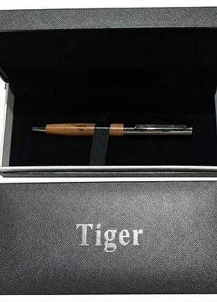 Подарочная шариковая ручка tiger в футляре (деревянная)