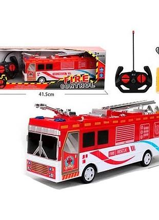 Детская пожарная машина на радиоуправлении, со звуком и светом a-toys 28 см 2968-d