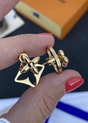 Сережки гвоздики луи витон