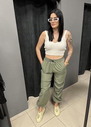 Брюки женские зеленые из пластинки р. s, l, xl