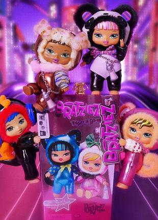 М’яка іграшка-сюрприз на підвісі bratz серії bratziez — токіо стиль