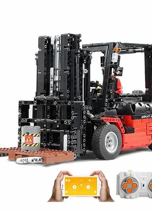 Конструктор 13106s на радиоуправлении погрузчик, аккумулятор, управление как от пульта, так и по телефону,1904+ дет., в коробке