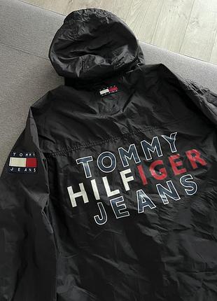 Легка вітровка tommy hilfiger 2