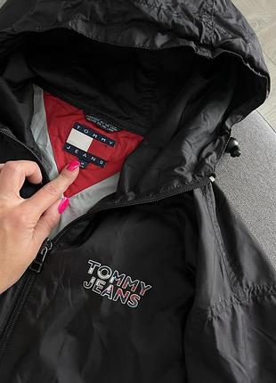 Легка вітровка tommy hilfiger 4