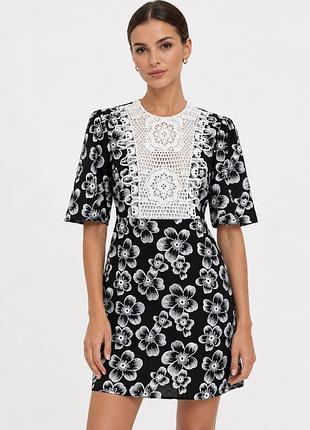 Коротка сукня жіноча zara woman з фактурною квітковою вишивкою