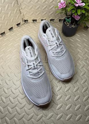 Оригінальні кросівки nike 2