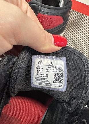 Оригинальные кроссовки jordan 5
