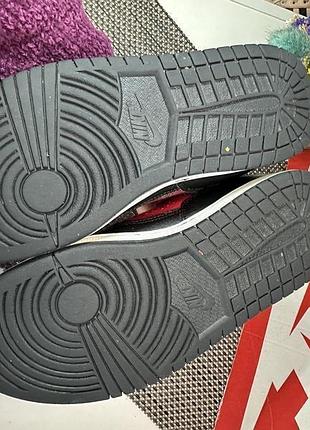 Оригинальные кроссовки jordan 6