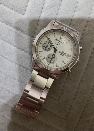 Мужские кварцевые часы lorus chronograph 100m(japan)