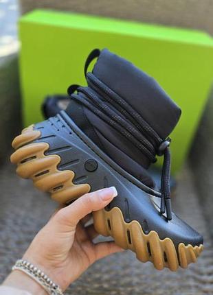 Зимние сапоги crocs m6w8
