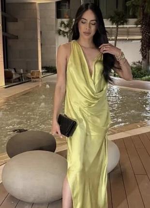 Довга максі сукня жіноча zara сатинова з відкритою спинкою