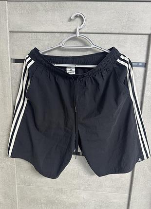 Спортивні шорти чоловічі adidas чорні, розмір m