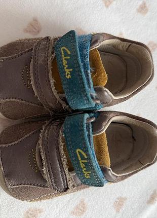 Кросівки для хлопчиків clarks коричневі, сині 11 см
