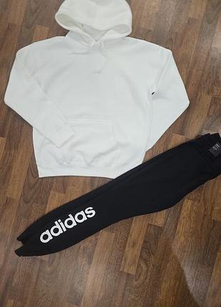 Спортивный костюм adidas xs