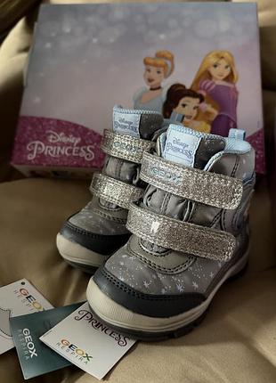Черевики для дівчинки geox disney princess сірі 3