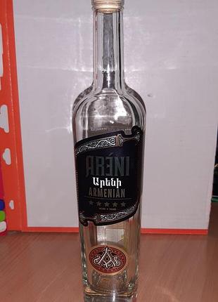 Бутылочка стеклянная, эмность 500 мл.