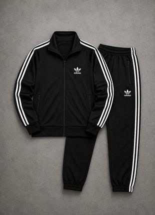Спортивний костюм чоловічий adidas