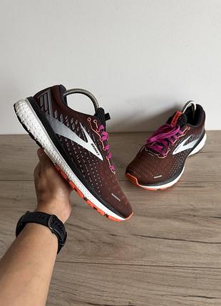 Кросівки brooks оригінал