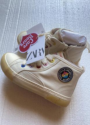 Новые высокие кеды zara x care bears (заботливые мишки), текстильные хайтопы для девочки размер 26