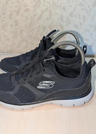 Кросівки жіночі skechers чорні, розмір 36-36.5, довжина устілки 23.5 см