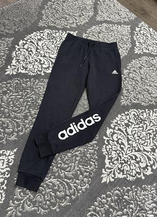Спортивні штани жіночі adidas essentials linear pants чорні