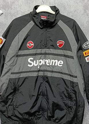 Вітрівка від бренду supreme & ducati 4