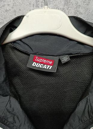 Вітрівка від бренду supreme & ducati 5