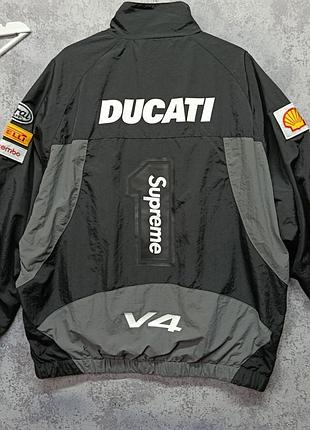 Вітрівка від бренду supreme & ducati 6