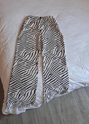 Женские брюки брюки с анималистическим принтом h&amp;m
