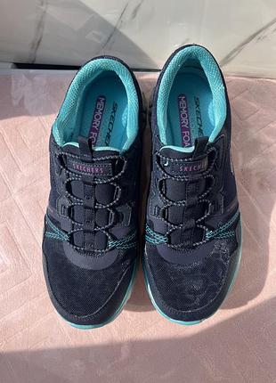 Skechers 37