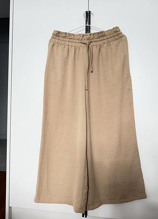 Брюки жіночі stradivarius бежеві s