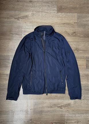 Оригінальна чоловіча вітровка tommy hilfiger (regatta jacket) — розмір xl, темно-синя