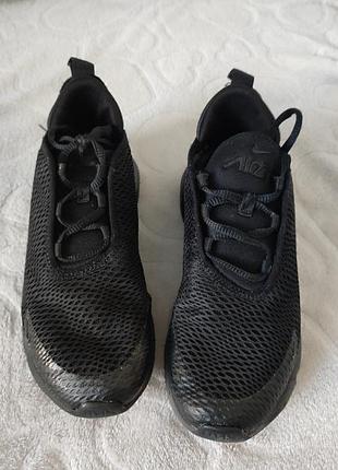 Кросівки nike на хлопчика. чорні , 33 розмір .